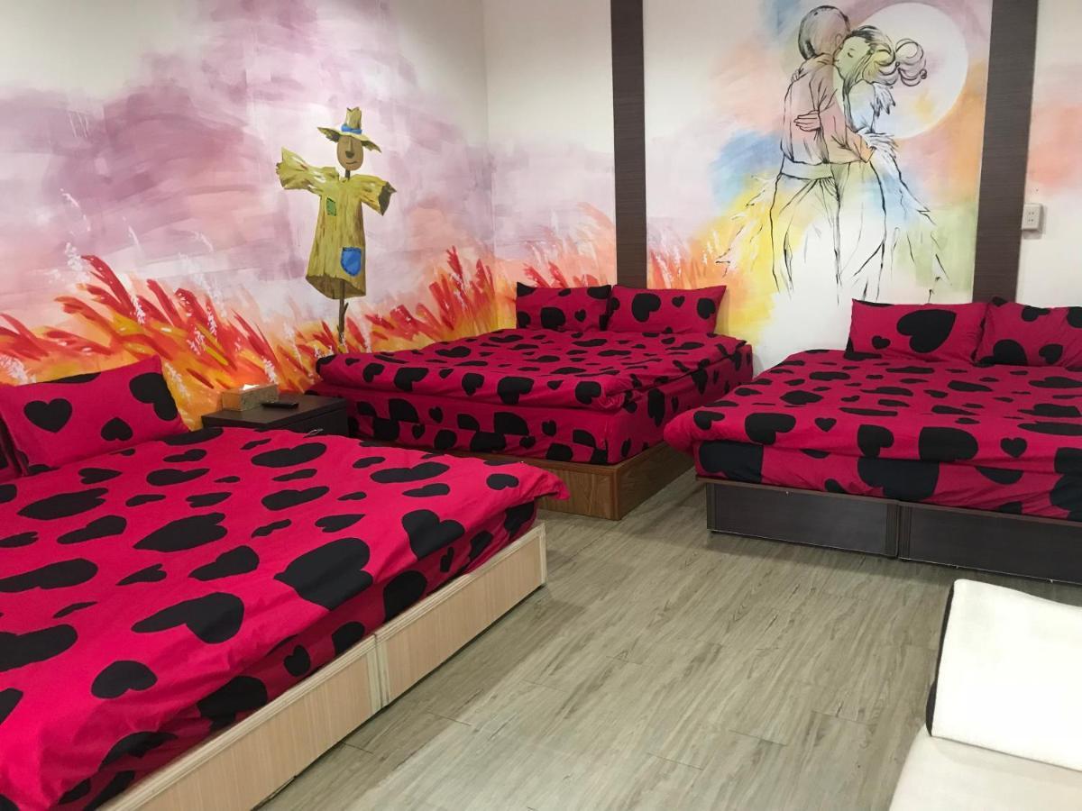 Mickey House-Fuxing Διαμέρισμα Ταϊχούνγκ Εξωτερικό φωτογραφία