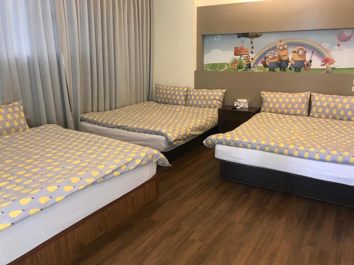 Mickey House-Fuxing Διαμέρισμα Ταϊχούνγκ Εξωτερικό φωτογραφία